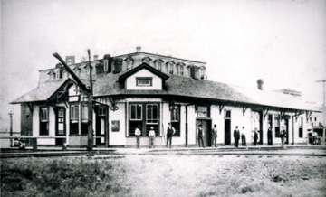 Wynne Train Station with VanNoy in back